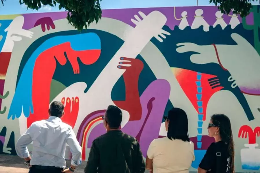 Six giant murals transform a neighbourhood of Lanzarote
