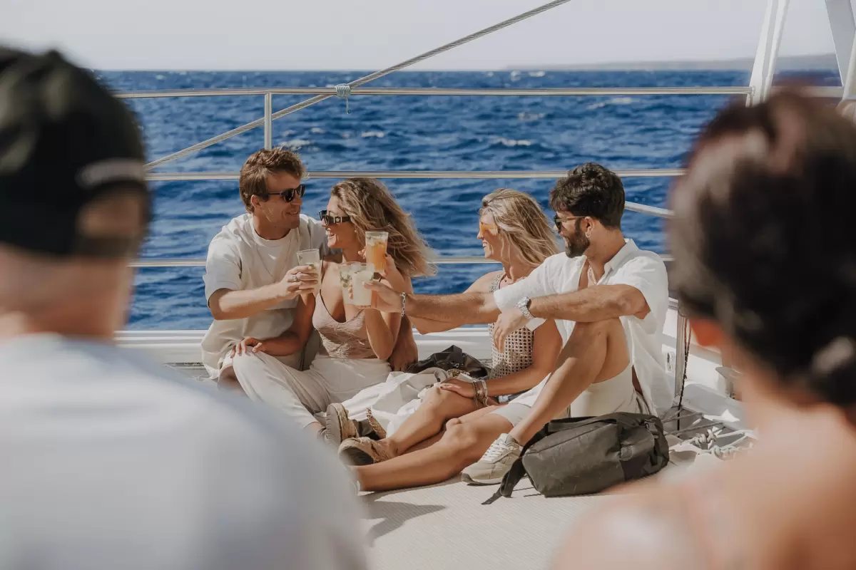 Papagayo Catamaran Tour LANZAROTE (4 Hours)