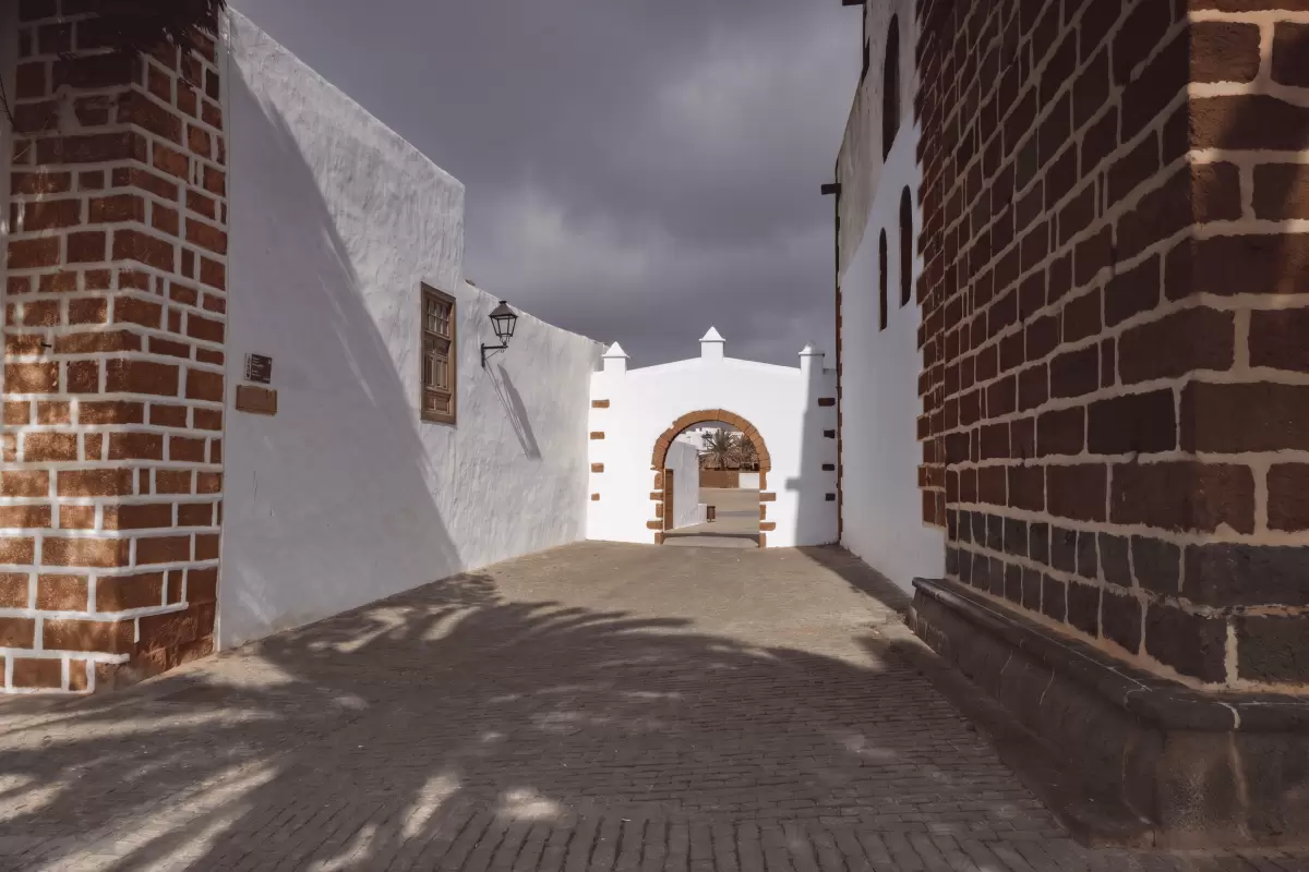 Sunday Teguise Market & La Graciosa Tour LANZAROTE only SUNDAYS