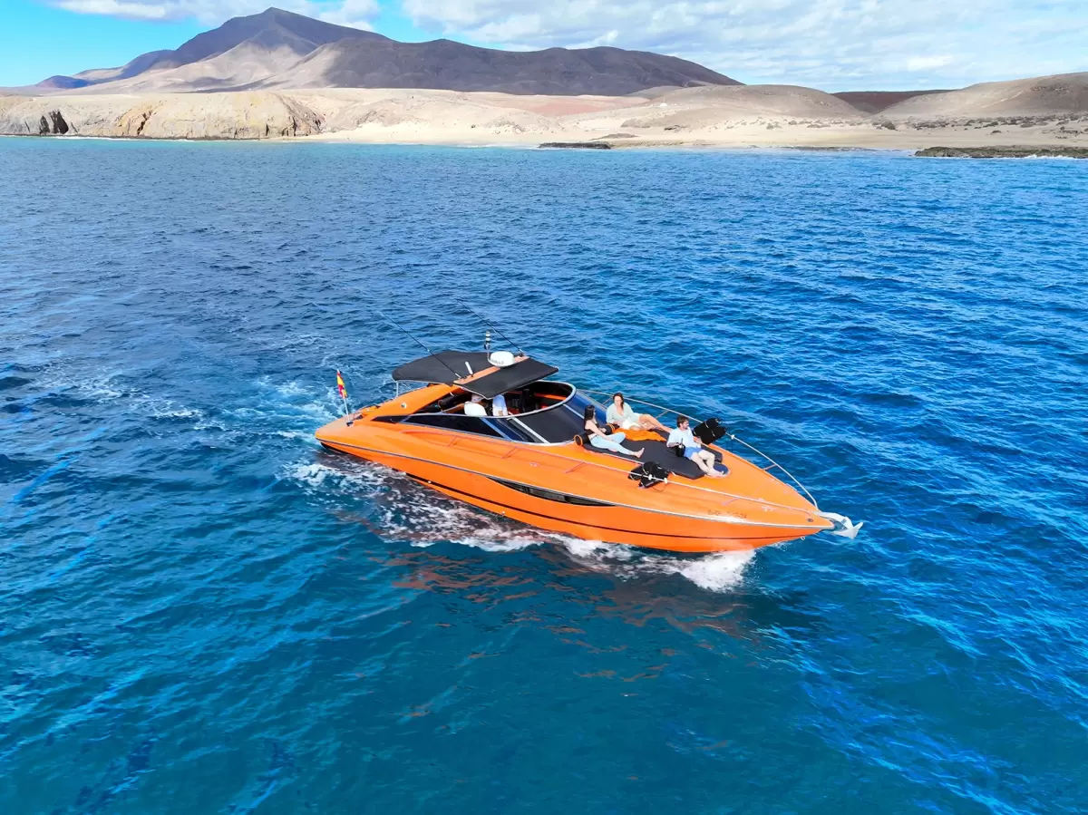 Luxurious Sunseeker 43 Boat Tours Lanzarote