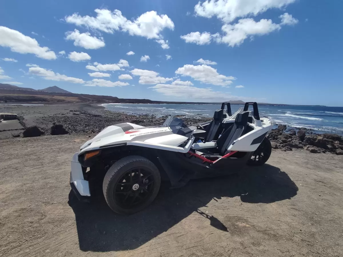 Polaris SlingShot XTREME Bike Tours Lanzarote