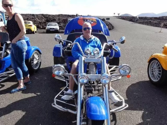 Trike/Bike 1100cc/105hp Grand Tour (max. 3 people) 3 Hours