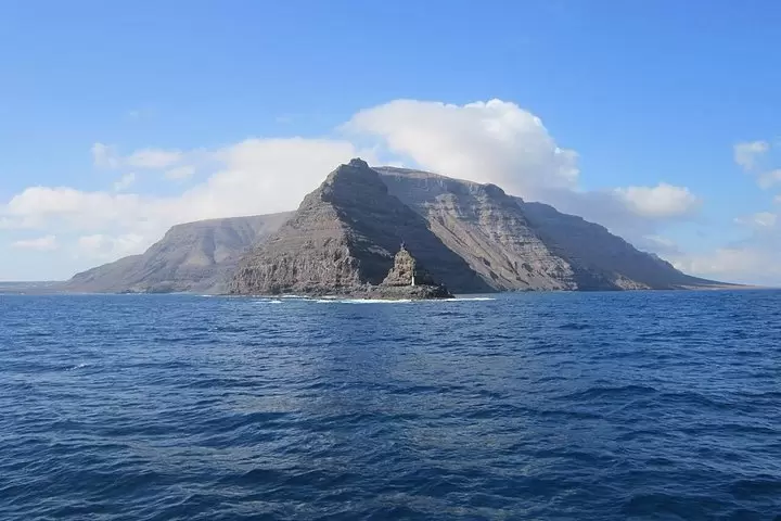 Sunday Teguise Market & La Graciosa Tour LANZAROTE only SUNDAYS